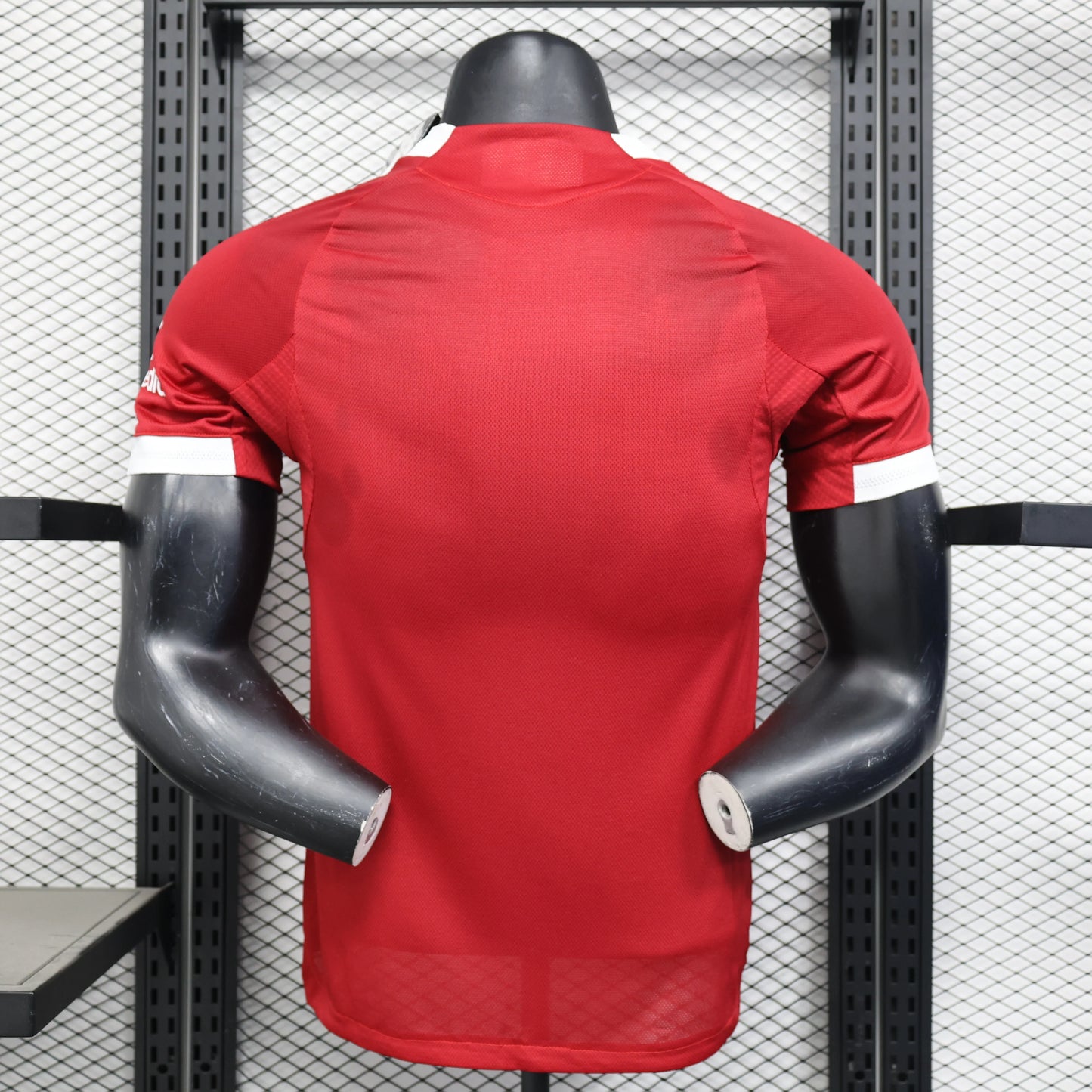 Liverpool Hemma 25/26