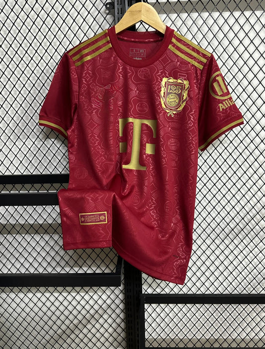 Bayern München Hemmatröja 23/24 – 125 Års Jubileum